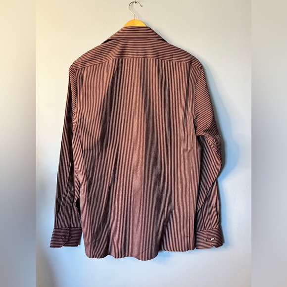 Claiborne Mens Burgundy Striped Shirt in Pristine Condition!! - Picture 3 of 4